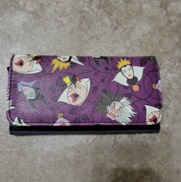 Disney Handbags - NWOT Disney Villians Wallet Billfold Women's
